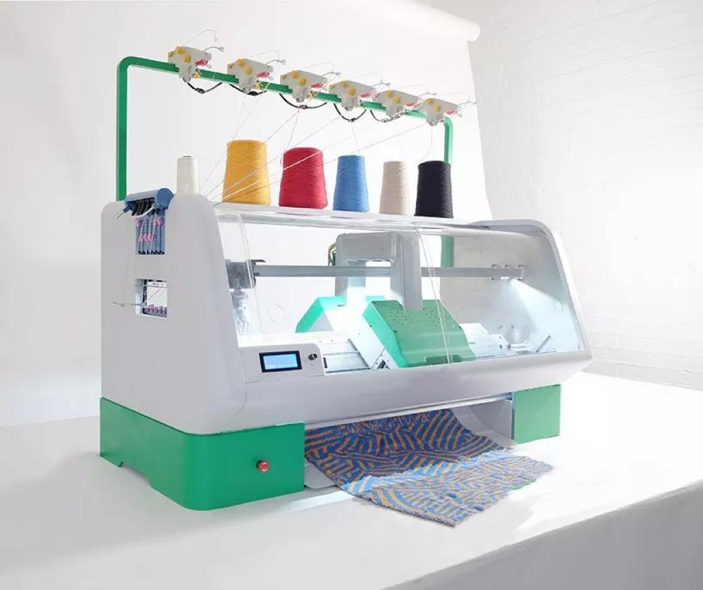 The application of touch screen in industrial textile machine